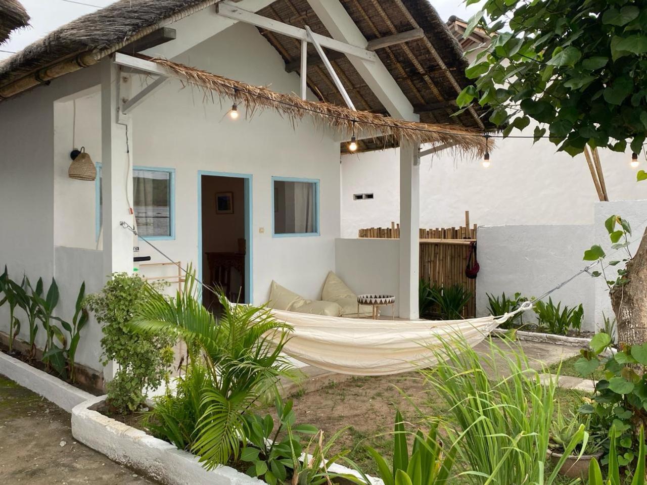 Surf Shack Grupuk Ξενοδοχείο Bumbang Εξωτερικό φωτογραφία
