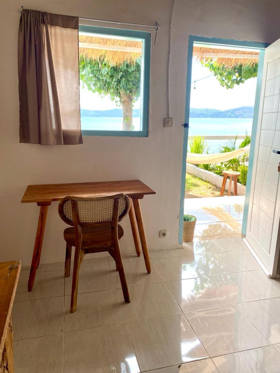 Surf Shack Grupuk Ξενοδοχείο Bumbang Εξωτερικό φωτογραφία
